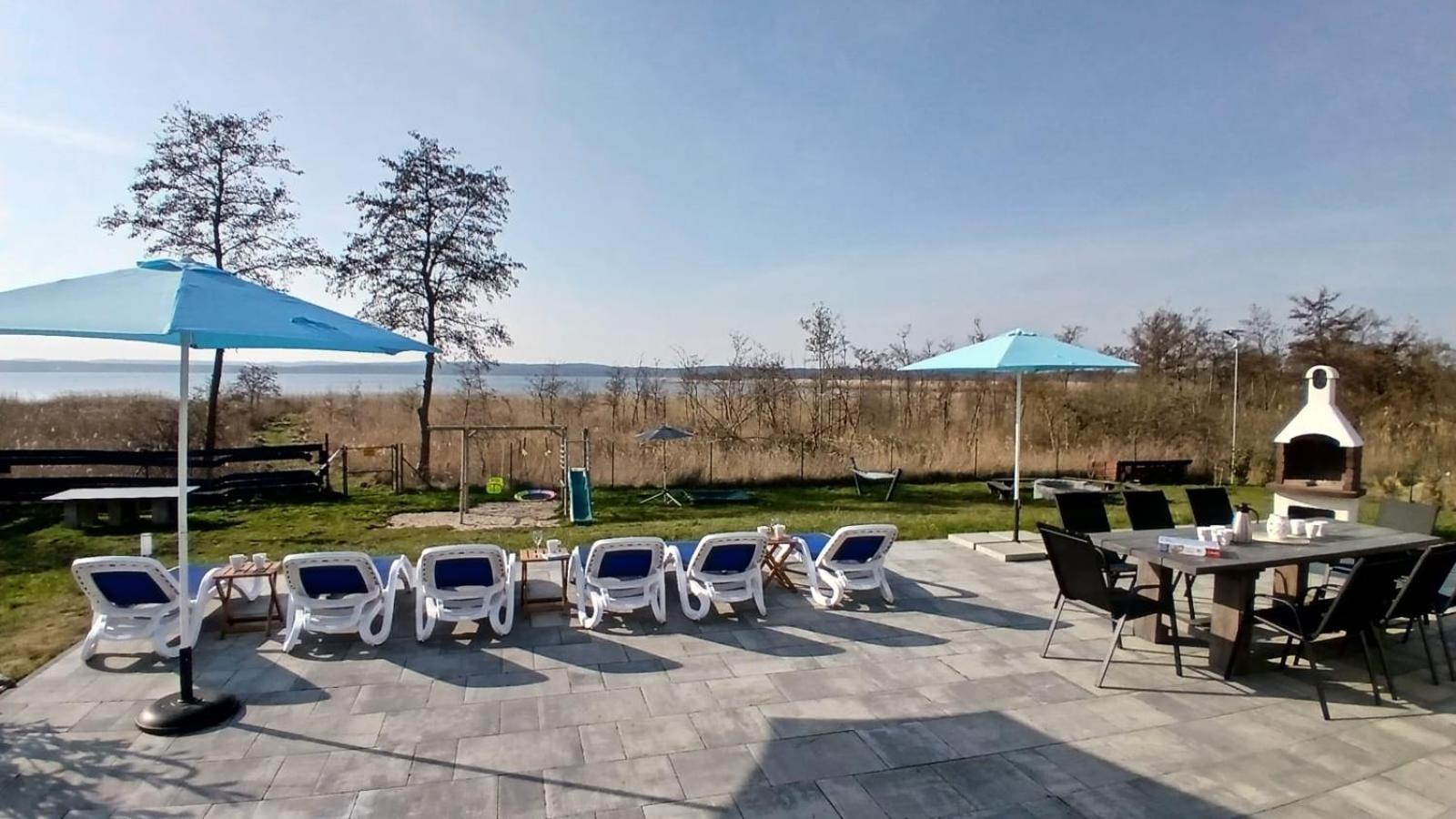 Villa Koprowo - Mit Direktem Seezugang, Sauna & Whirlpool Zastan Exterior foto